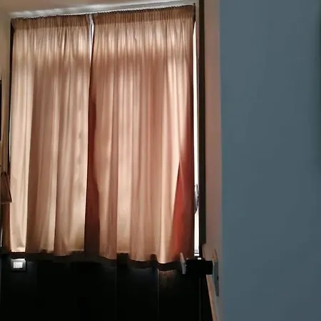 Benvenuti A Sud 3 * Naples