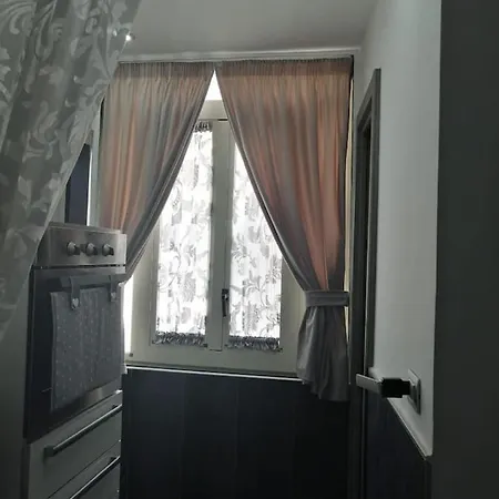 Benvenuti A Sud 3 * Napoli