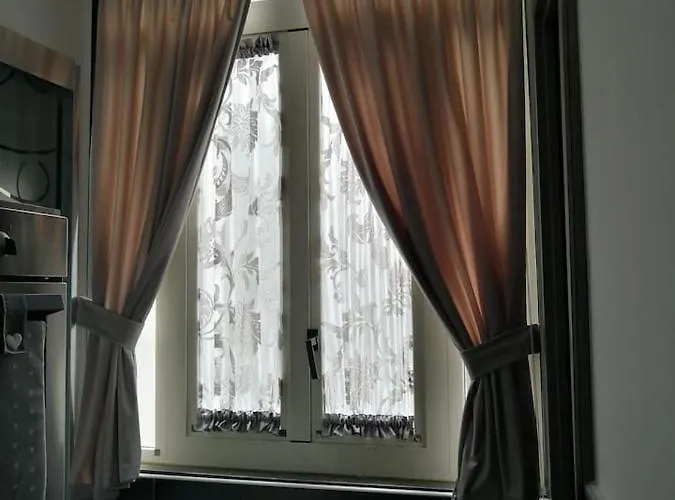 Benvenuti A Sud 3 아파트 나폴리